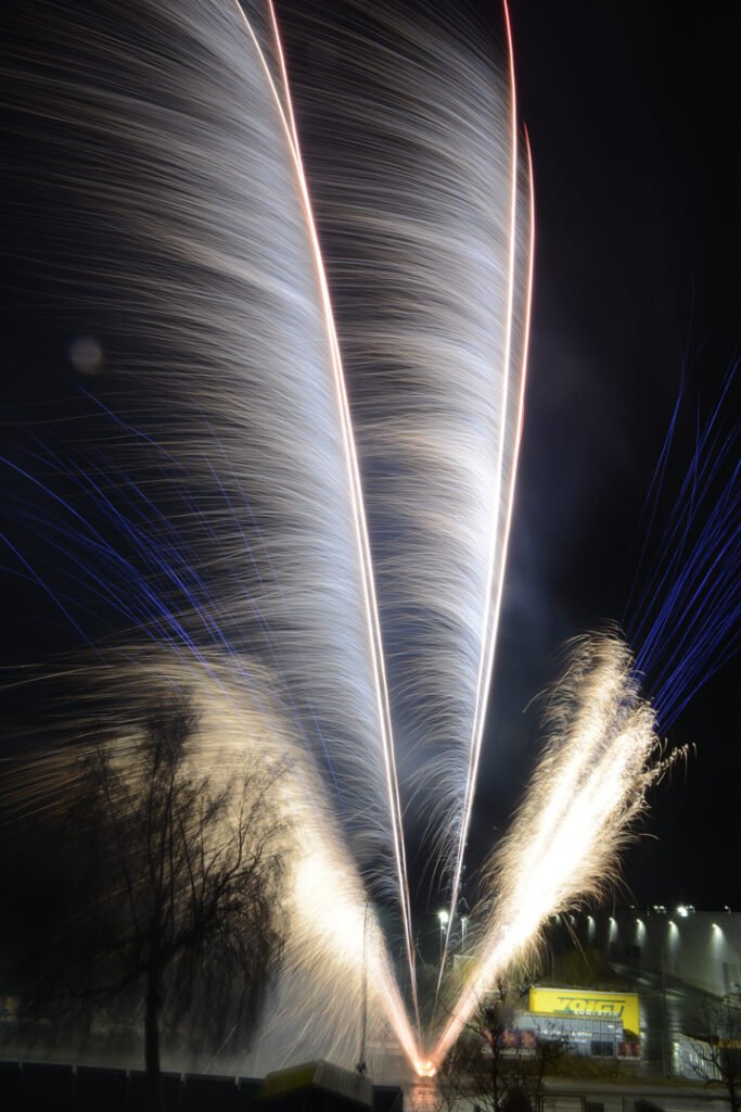 17-22-Punkte_Scheibner_Kay_FB-54_Sylvesterfeuerwerk-683×1024