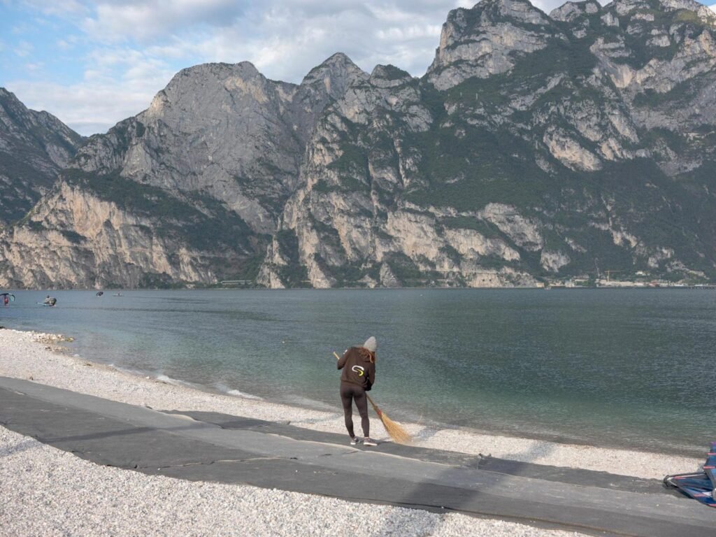 TerraProject_Where-the-lake-ends_001-1536×1152