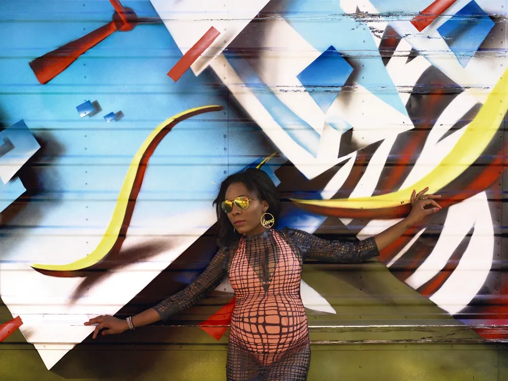 tanyabonakdargallery-hannah-starkey-untitled-july-2012-2012
